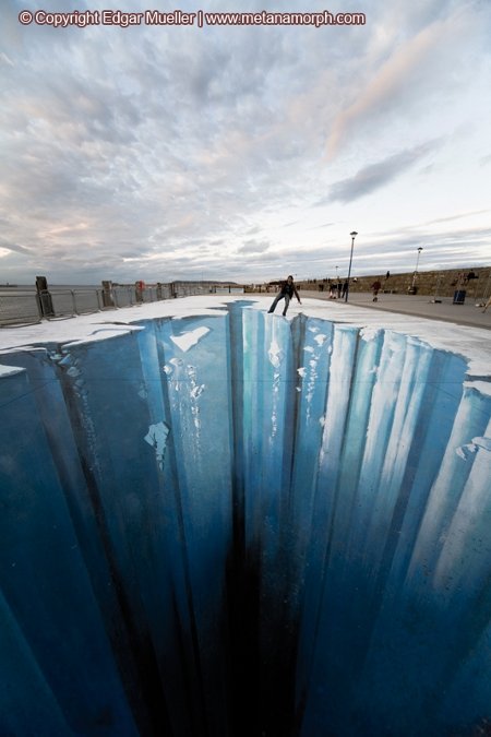 L'Age de Glace, anamorphose sur rue par Edgar Müller